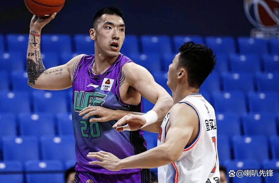 关键时刻突围战来临,山东男篮围绕欧联外线爆发,媒体盛赞,团队化学反应显著的简单介绍 关键时刻突围战来临,山东男篮围绕欧联外线爆发,媒体盛赞,团队化学反应显著的简单介绍