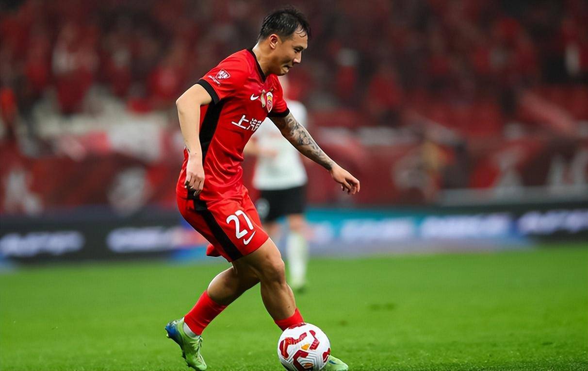 开云在线体育平台 -包含上海海港训练开放日；今夜官宣签约引欢呼；NBA常规赛在即；赛季目标并未改变的词条